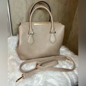 ✨EUC Cato Nude Handbag with Crossbody Strap